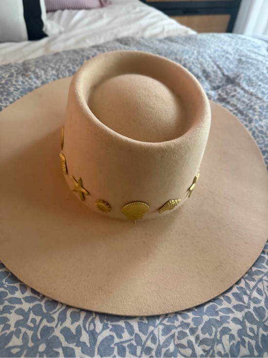 Lack Of Color Accessories - Beige Wide-Brim Felt Hat with Gold Seashell Accents